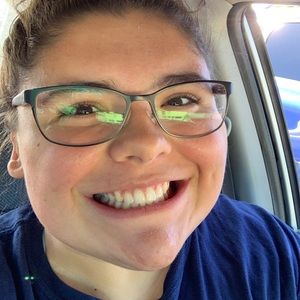Meet your Posher, Isabella